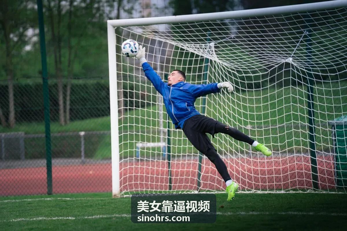 美女靠逼视频清新写真封面